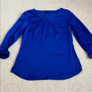 Women’s royal blue long sleeve shirt